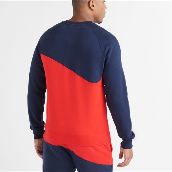 Nike Swoosh USA Crewneck Sweatshirt - Picture 2 of 7